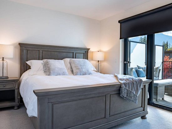 Revelstoke 4 Bedroom Accommodation - Mackenzie Village - #4511