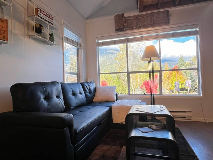 Whistler 2 Bedroom Accommodation - Gondola Village - #4513