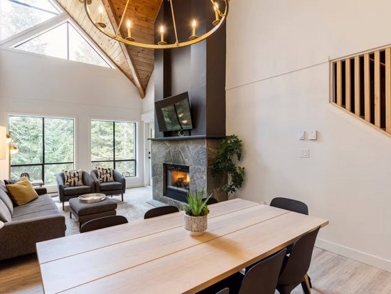 Whistler 4 Bedroom Accommodation - Powderhorn - #4515 Whistler 4 Bedroom Accommodation - Powderhorn - #4515