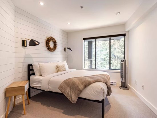 Whistler 4 Bedroom Accommodation - Powderhorn - #4515 Whistler 4 Bedroom Accommodation - Powderhorn - #4515