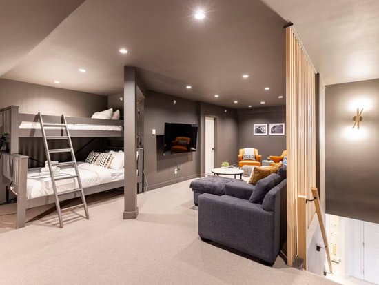 Whistler 4 Bedroom Accommodation - Powderhorn - #4515 Whistler 4 Bedroom Accommodation - Powderhorn - #4515