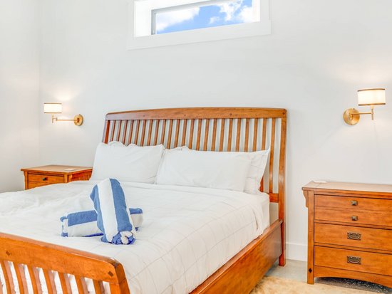 Big White 5 Bedroom Accommodation - Snowball Effect - #4519 Big White 5 Bedroom Accommodation - Snowball Effect - #4519