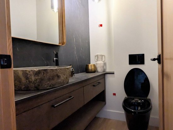 Big White 5 Bedroom Accommodation - Snowball Effect - #4519 Big White 5 Bedroom Accommodation - Snowball Effect - #4519