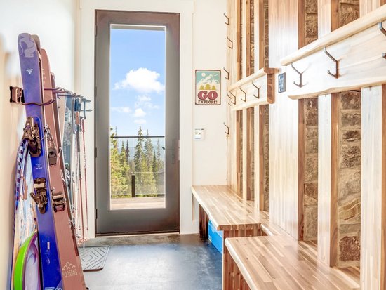 Big White 5 Bedroom Accommodation - Snowball Effect - #4519 Big White 5 Bedroom Accommodation - Snowball Effect - #4519