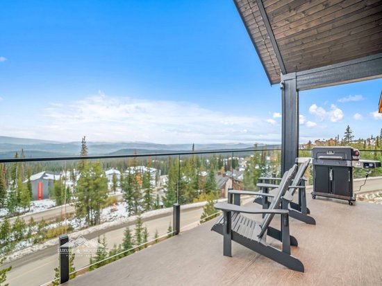 Big White 5 Bedroom Accommodation - Snowball Effect - #4519