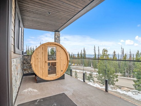 Big White 5 Bedroom Accommodation - Snowball Effect - #4519