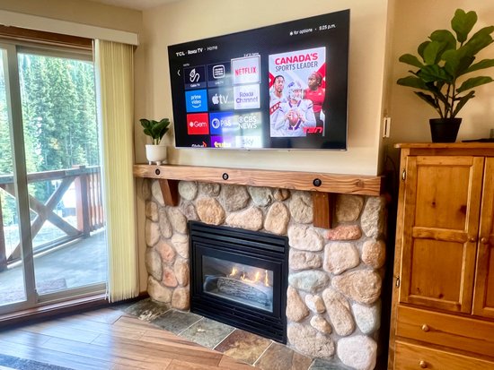 Sun Peaks 1 Bedroom Accommodation - Fireside Lodge - #4526