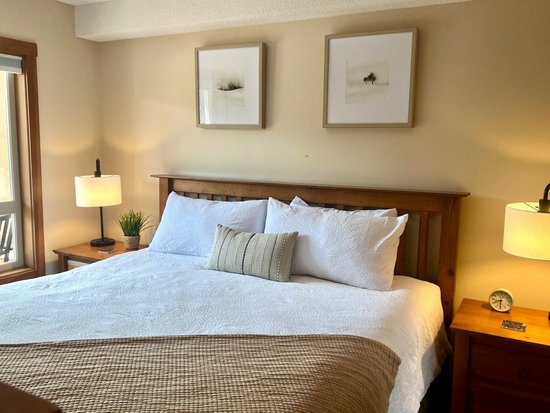 Sun Peaks 1 Bedroom Accommodation - Fireside Lodge - #4526