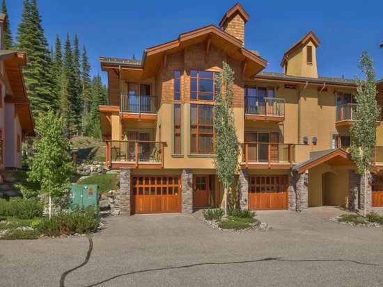Sun Peaks 3 Bedroom Accommodation - Trails Edge - #4527 Sun Peaks 3 Bedroom Accommodation - Trails Edge - #4527