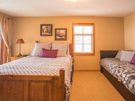 Sun Peaks 3 Bedroom Accommodation - Trails Edge - #4527 Sun Peaks 3 Bedroom Accommodation - Trails Edge - #4527