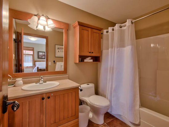 Sun Peaks 3 Bedroom Accommodation - Trails Edge - #4527 Sun Peaks 3 Bedroom Accommodation - Trails Edge - #4527