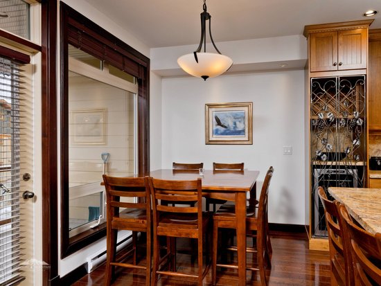 Big White 3 Bedroom Accommodation - Aspens - #4535