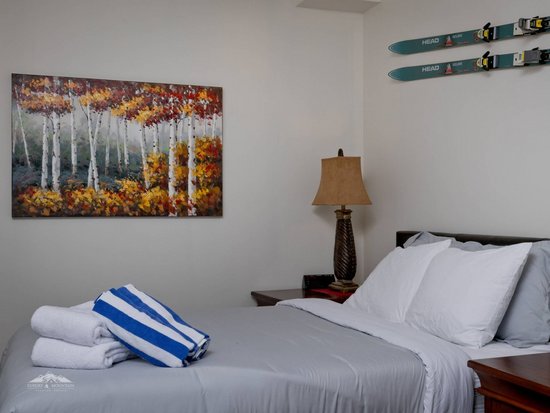 Big White 3 Bedroom Accommodation - Aspens - #4535