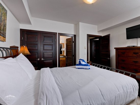 Big White 3 Bedroom Accommodation - Aspens - #4535