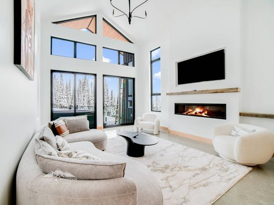 Big White 4 Bedroom Accommodation - Black Diamond - #4536