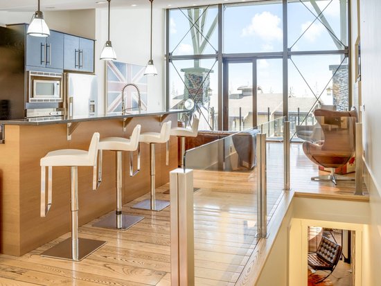 Big White 4 Bedroom Accommodation - The Edge - #4541 Big White 4 Bedroom Accommodation - The Edge - #4541