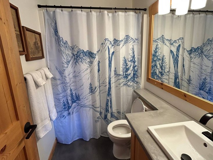 Sun Peaks 2 Bedroom Accommodation - Crystal Forest - #4543