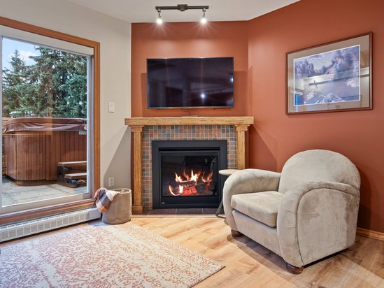 2 Bedroom Whistler Vacation Rental - Glacier's Reach