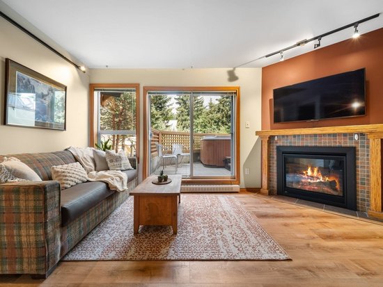 Whistler 2 Bedroom Accommodation - Glacier's Reach - #4545