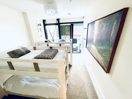 Big White 6 Bedroom Accommodation - The Edge - #4546