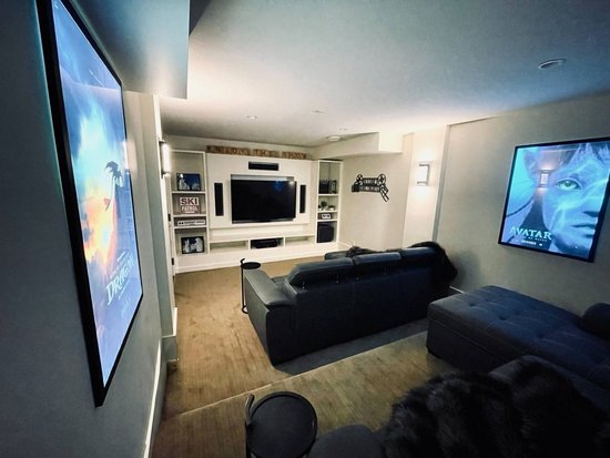 Big White 6 Bedroom Accommodation - The Edge - #4546