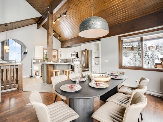 Big White 5 Bedroom Accommodation - Moonshine Hideaway - #4548