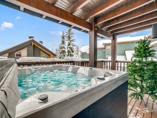 Big White 5 Bedroom Accommodation - Moonshine Hideaway - #4548