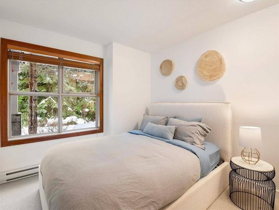Whistler 3 Bedroom Accommodation - Treeline - #4549 Whistler 3 Bedroom Accommodation - Treeline - #4549