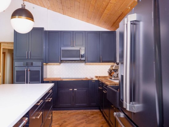 Big White 4 Bedroom Accommodation - Snow Pines II - #4552