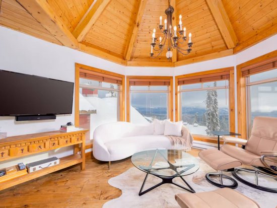 Big White 4 Bedroom Accommodation - Snow Pines II - #4552
