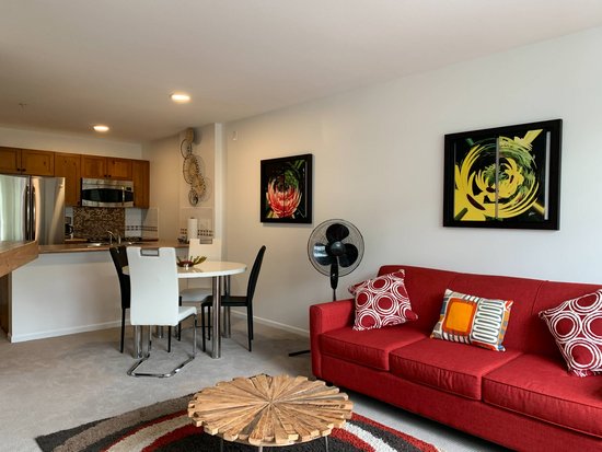 Whistler 1 Bedroom Accommodation - Whistler Town Plaza - Deer Lodge - #4555