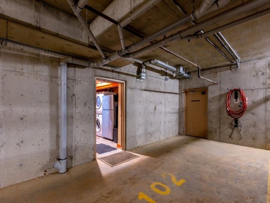 Big White 2 Bedroom Accommodation - Snowbird Lodge - #4556