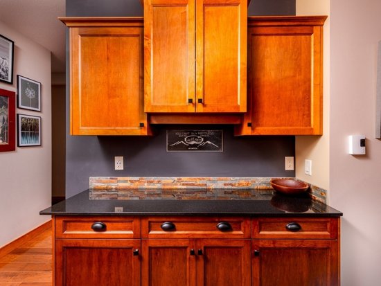 Big White 2 Bedroom Accommodation - Snowbird Lodge - #4556