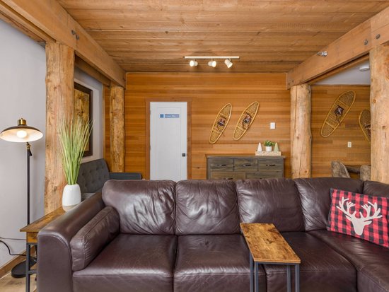 Big White 2 Bedroom Accommodation - Moguls - #4557