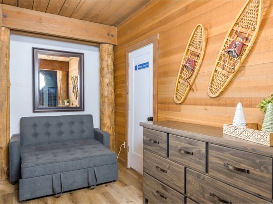 Big White 2 Bedroom Accommodation - Moguls - #4557