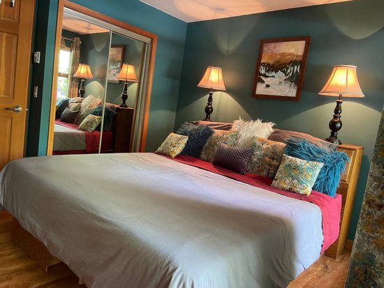 Whistler 1 Bedroom Accommodation - Stoney Creek - North Star - #4560 Whistler 1 Bedroom Accommodation - Stoney Creek - North Star - #4560