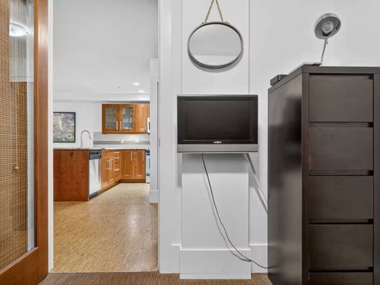 Big White 2 Bedroom Accommodation - Raven - #4569 Big White 2 Bedroom Accommodation - Raven - #4569
