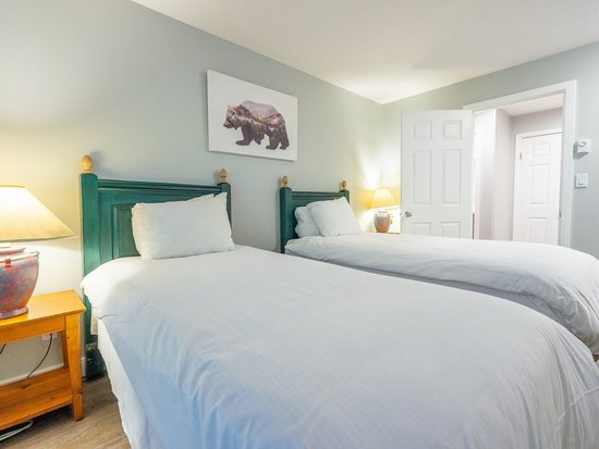 Whistler 2 Bedroom Accommodation - Aspens - #4574