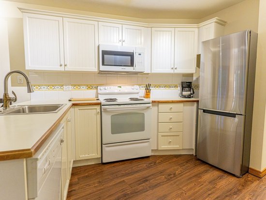 Whistler 2 Bedroom Accommodation - Aspens - #4580