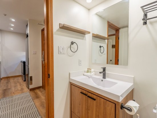 Whistler 1 Bedroom Accommodation - Aspens - #4585