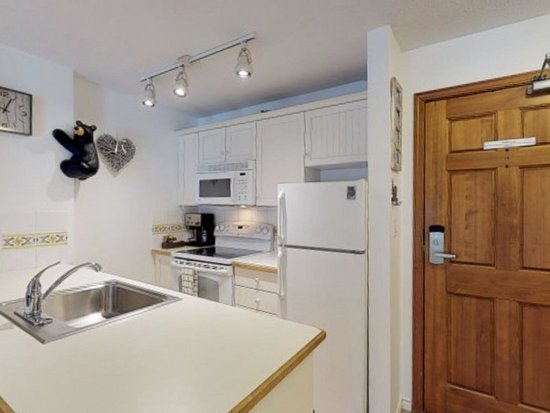 Whistler 1 Bedroom Accommodation - Aspens - #4589