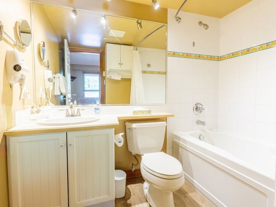 Whistler 2 Bedroom Accommodation - Aspens - #4590