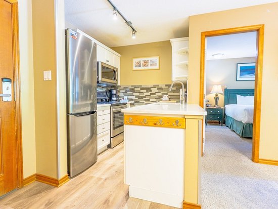 Whistler 2 Bedroom Accommodation - Aspens - #4590