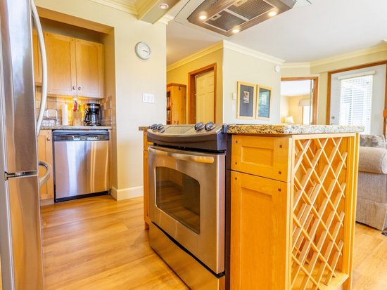 Whistler 2 Bedroom Accommodation - Aspens - #4594