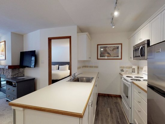 Whistler 2 Bedroom Accommodation - Aspens - #4608