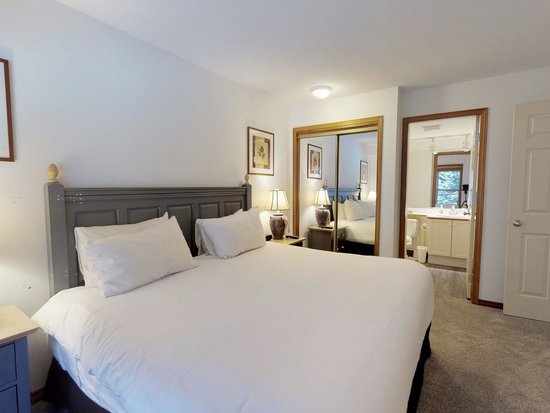 Whistler 2 Bedroom Accommodation - Aspens - #4608