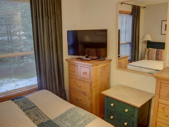 Whistler 2 Bedroom Accommodation - Aspens - #4609