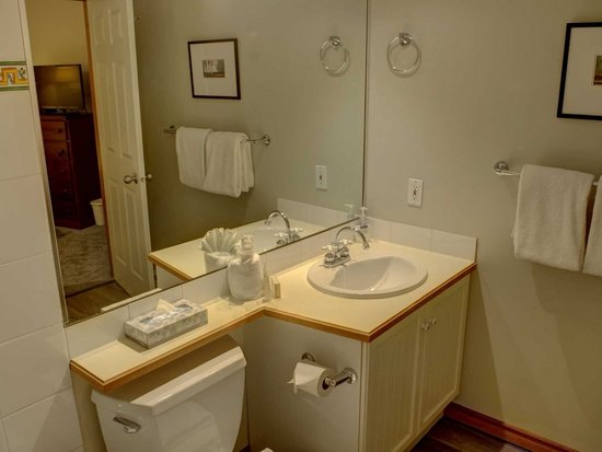 Whistler 2 Bedroom Accommodation - Aspens - #4609