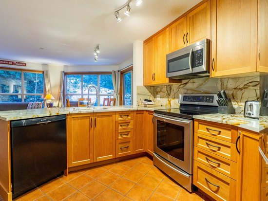 Whistler 2 Bedroom Accommodation - Aspens - #4610