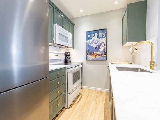 Whistler 2 Bedroom Accommodation - Aspens - #4612